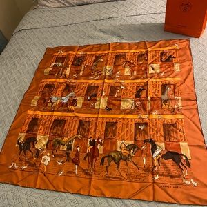 💯% AUTHENTIC HERMES SILK SCARF EQUESTRIAN HORSES